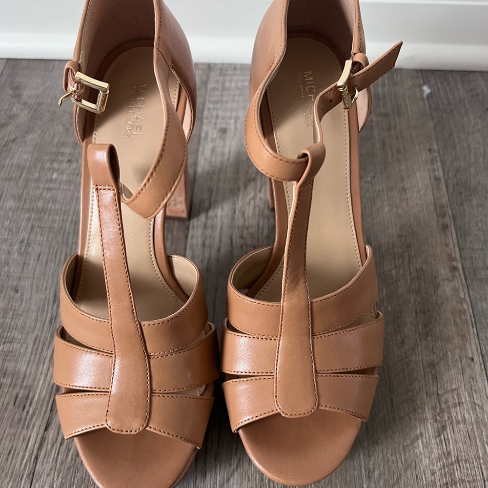Michael Kors Women's Strappy High Heels Tan - Picture 11 of 12